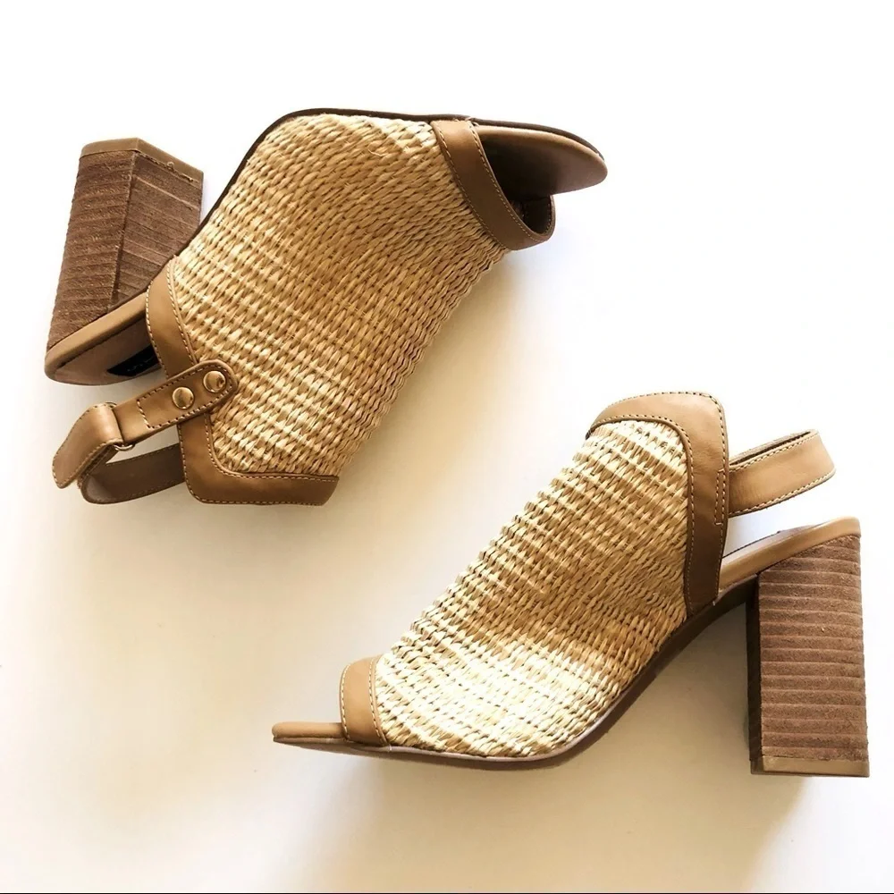 STEVEN by Steve Madden ‘Sweep’ Woven City Dress Sandal - Picture 6 of 14